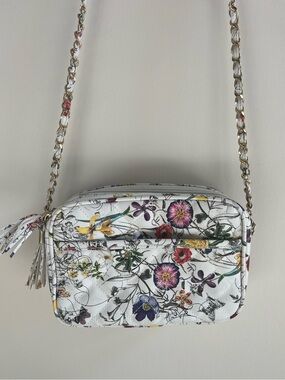 Imoshion crossbody purse